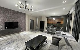 Yakkasaroy Dream House